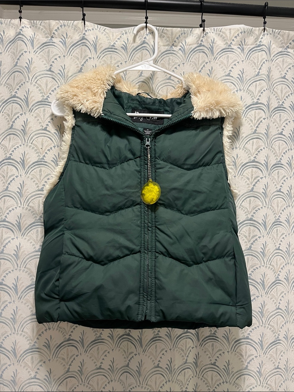 Big Chill Dark Green Puffer Vest with Cream Faux Fur Hood